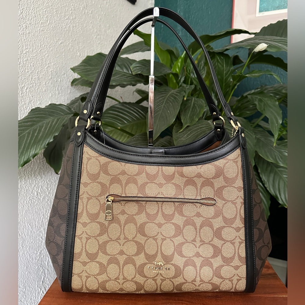 NWT - COACH Kristy Shoulder Bag In Colorblock Signature Canvas - C6831 - $498 - Picture 2 of 16